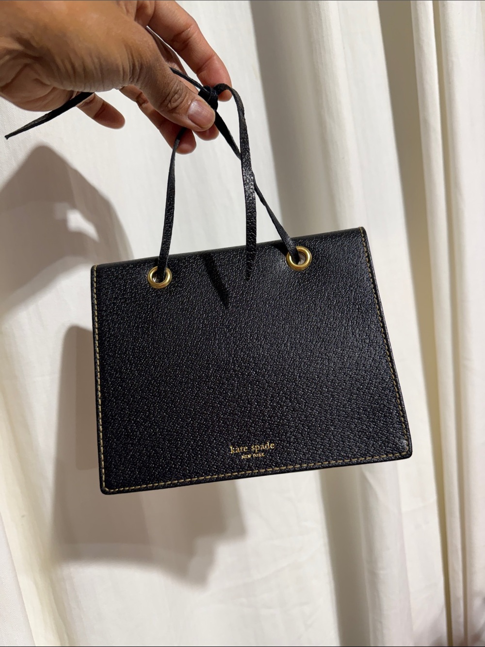 kate spade Black  Passport Holder/picture organizer